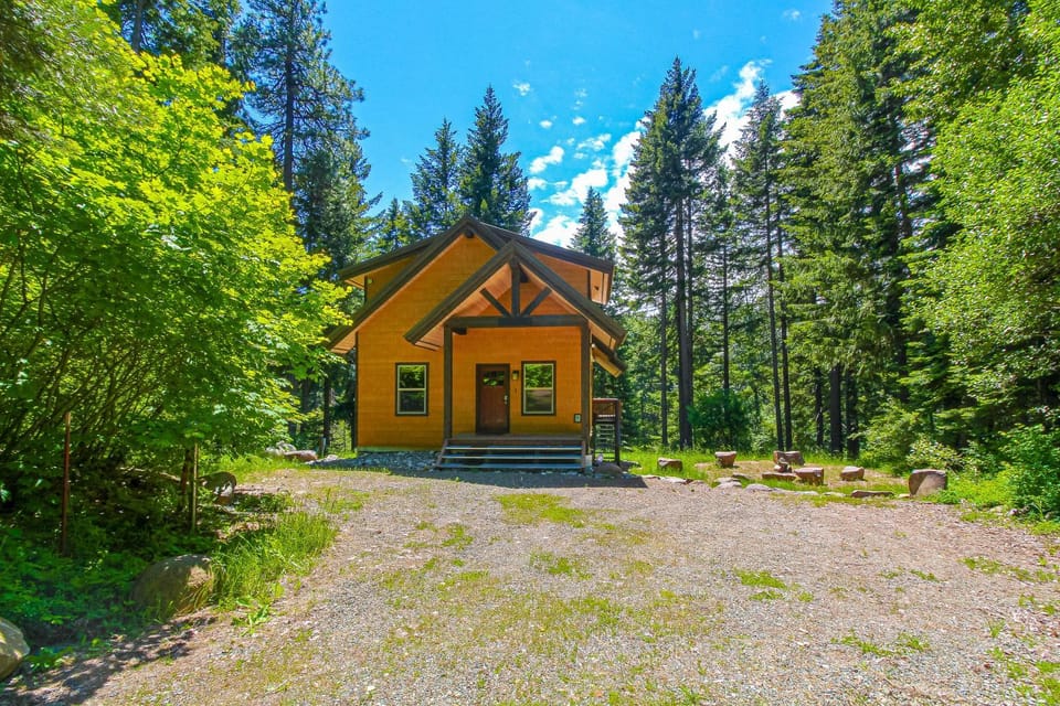 Elk Meadows Escape House in King County