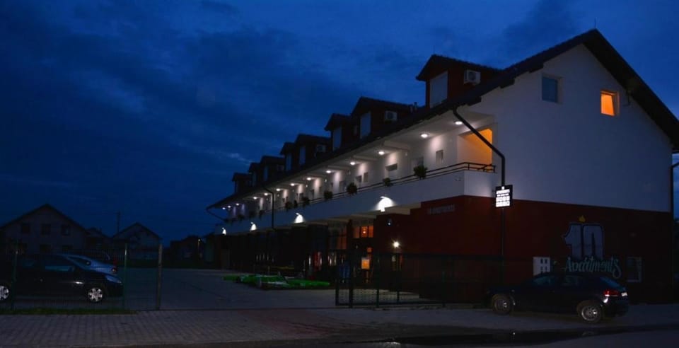 10 Apartments Apartment in Novi Sad