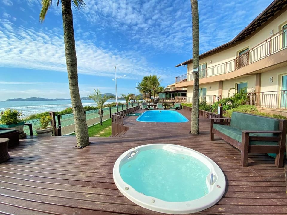 Property building, Sea view, Swimming pool