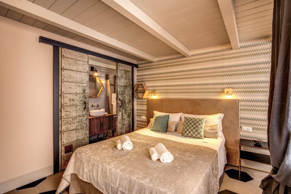 Bathroom, Bedroom