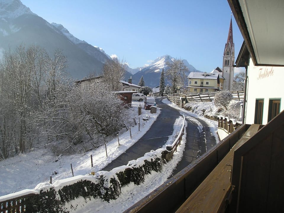 Winter, Balcony/Terrace