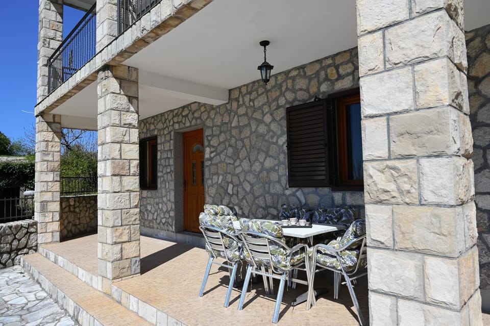 Stone Sunset Villa Anđa Country House in Budva Municipality