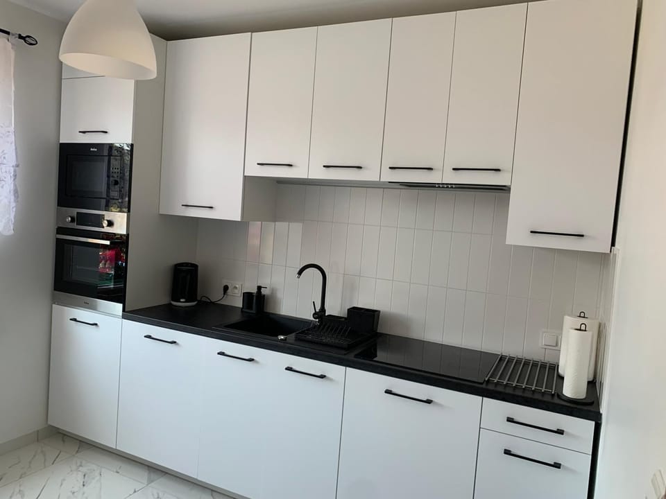 Kitchen or kitchenette, pet friendly, stove