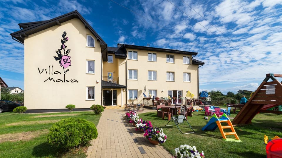 Property building, Facade/entrance