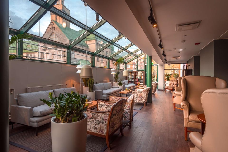 Lounge or bar, On site