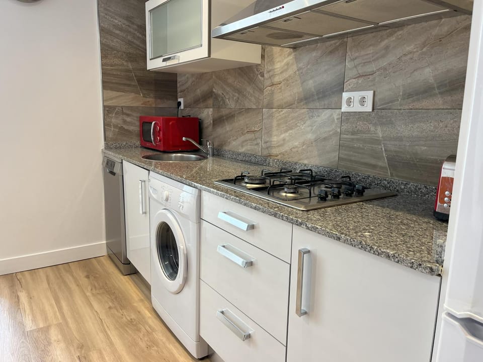 Kitchen or kitchenette