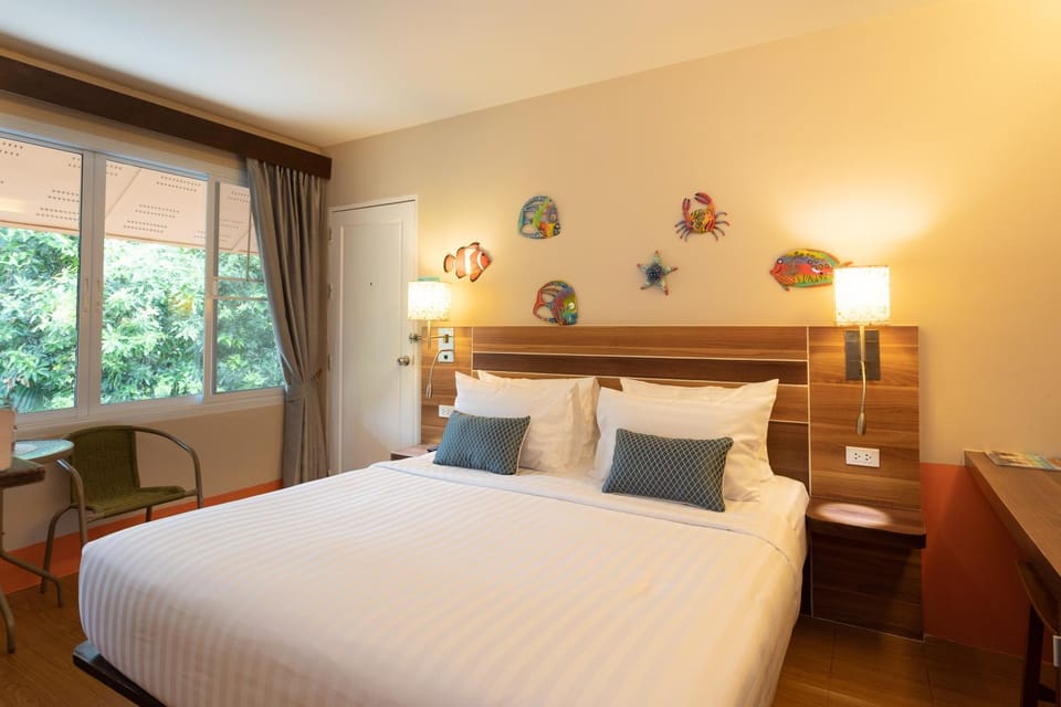 Bed, Photo of the whole room