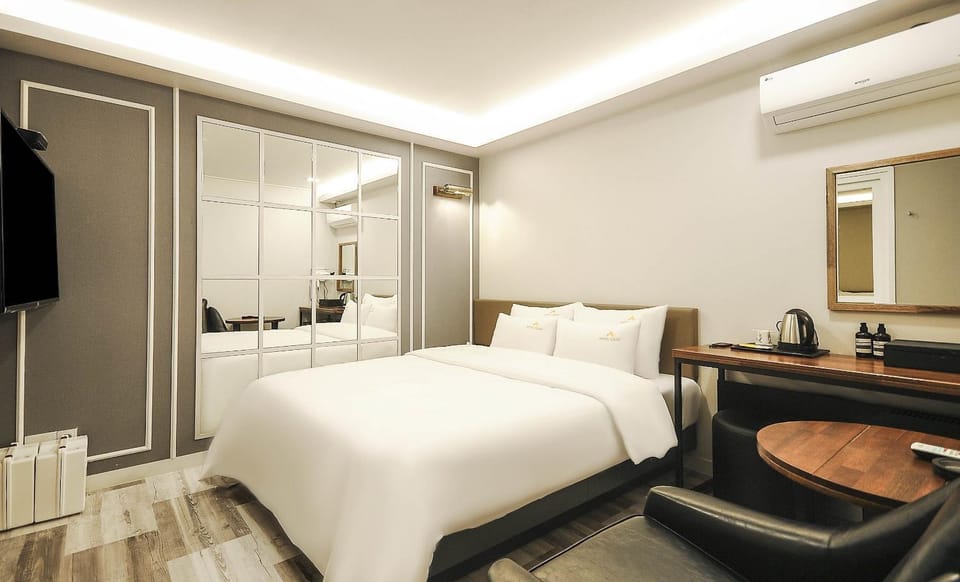 Hotel Louis Hotel in Busan