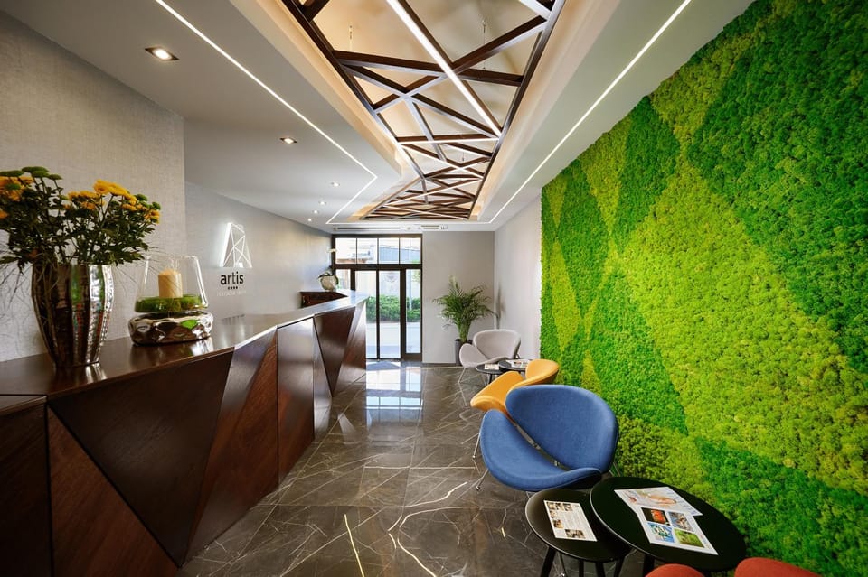 Lobby or reception, Lobby or reception