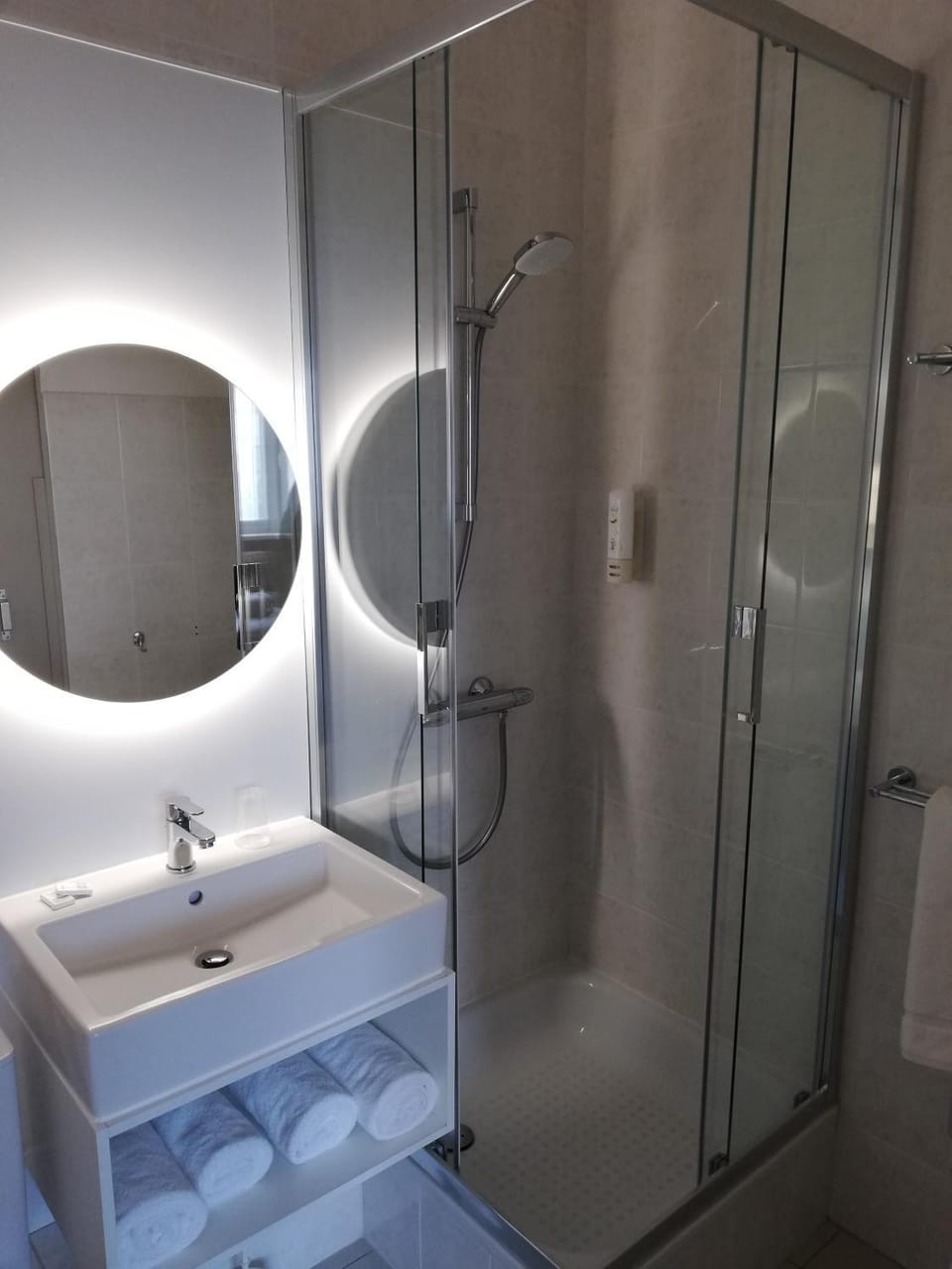 Logies Het Maantje Bed and Breakfast in De Panne