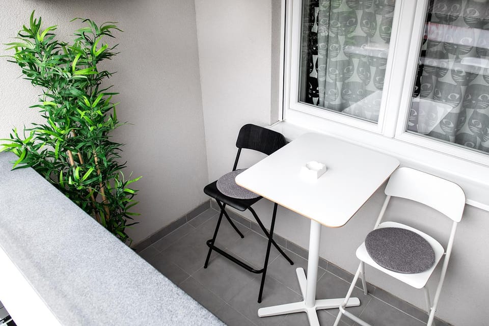Patio, Day, View (from property/room), Balcony/Terrace, Balcony/Terrace, Seating area, Dining area