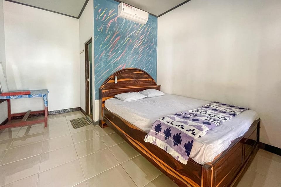 Ekas Beach Guesthouse Mitra RedDoorz Bed and Breakfast in West Nusa Tenggara, Indonesia