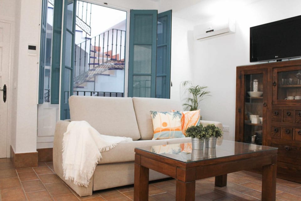 MonKeys Apartments Pureza House Apartment in Seville