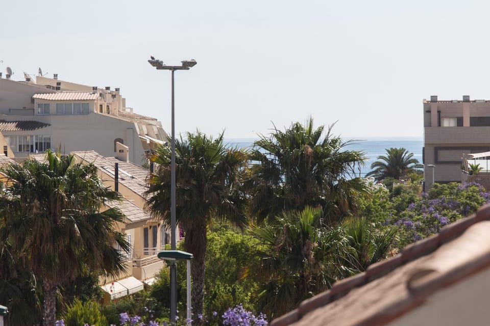Nearby landmark, Neighbourhood, View (from property/room), Balcony/Terrace, Sea view