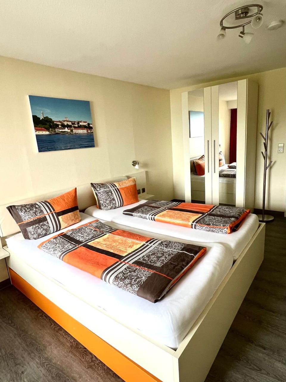 Bed, Bedroom