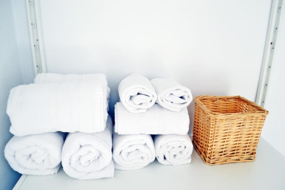 Bathroom, towels