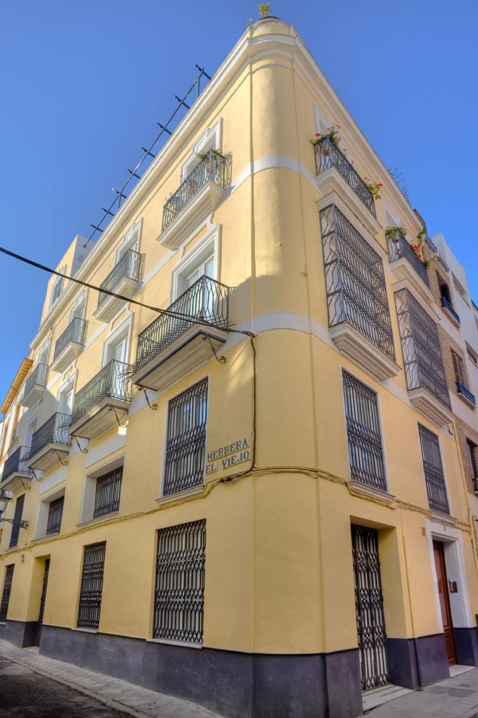 Property building, Off site, Day