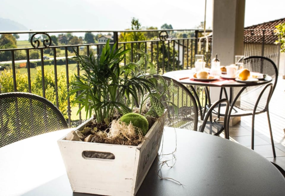 Balcony/Terrace, Internal: Not applicable to any particular room