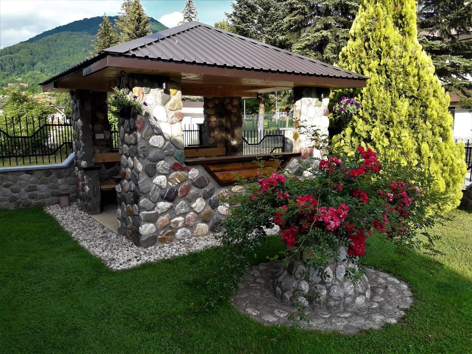 Natural landscape, Summer, Garden, Garden view, Mountain view