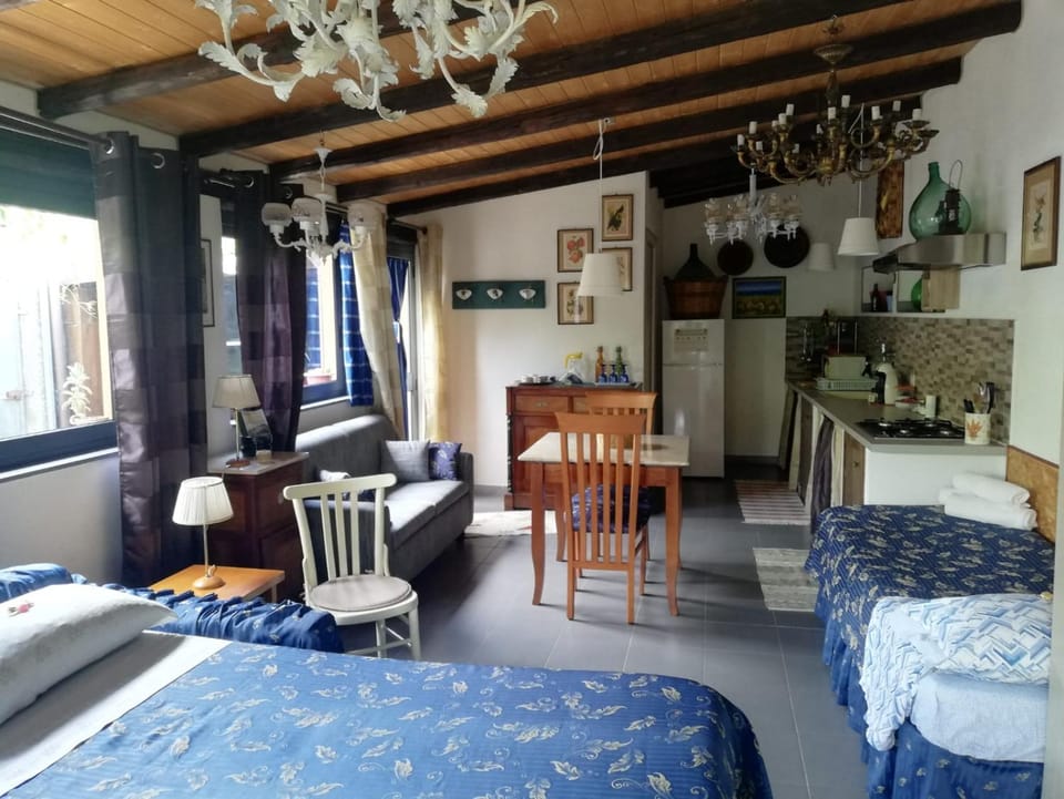 Living room, Seating area, Bedroom