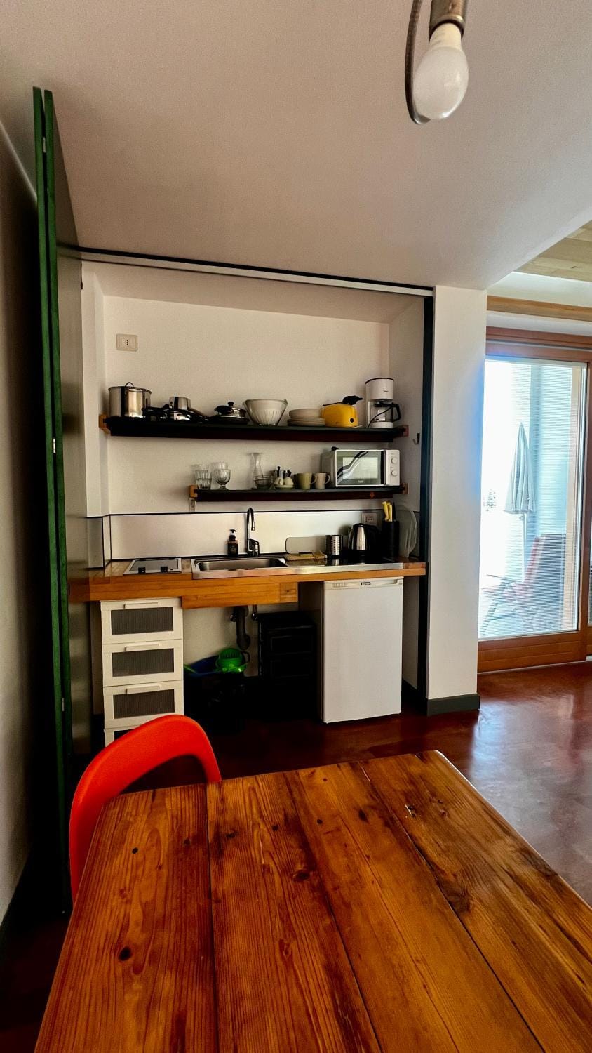 Kitchen or kitchenette