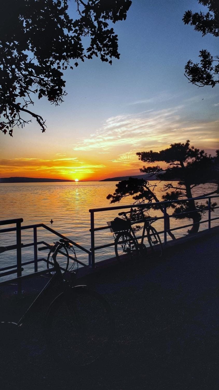 Off site, Neighbourhood, Natural landscape, Beach