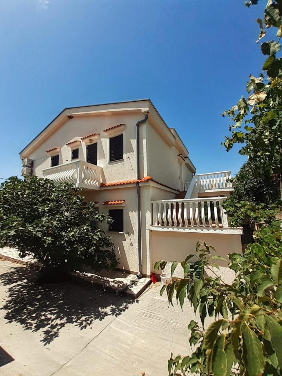 Property building, Parking