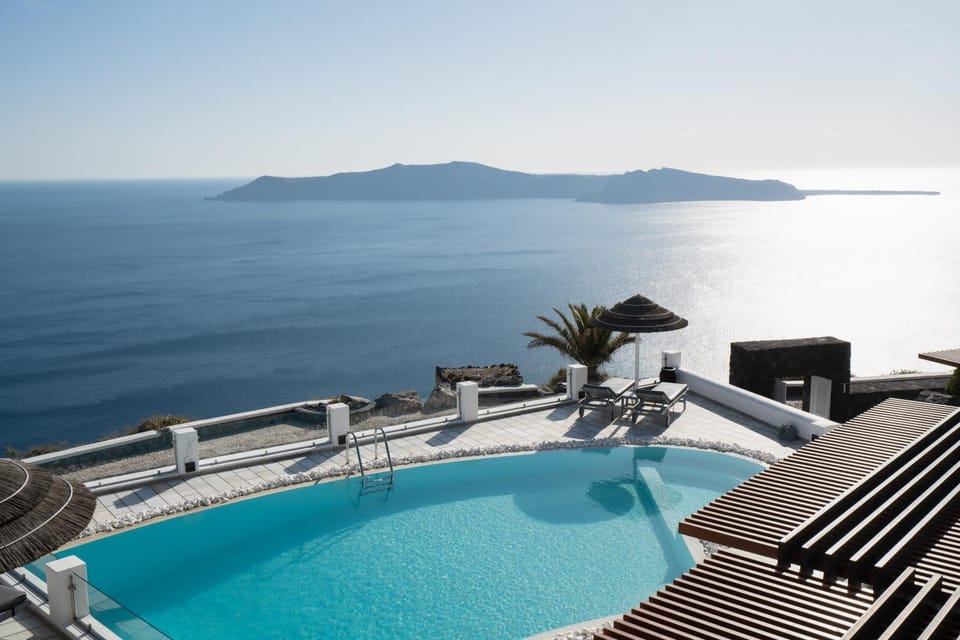 Natural landscape, Sea view, Swimming pool