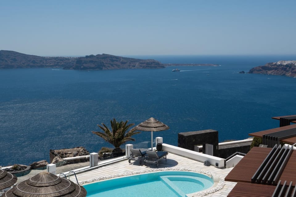 Natural landscape, Sea view, Swimming pool