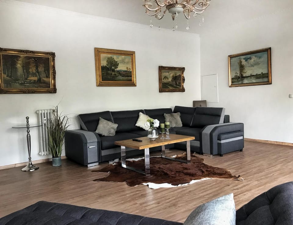 Photo of the whole room, Seating area, Dining area