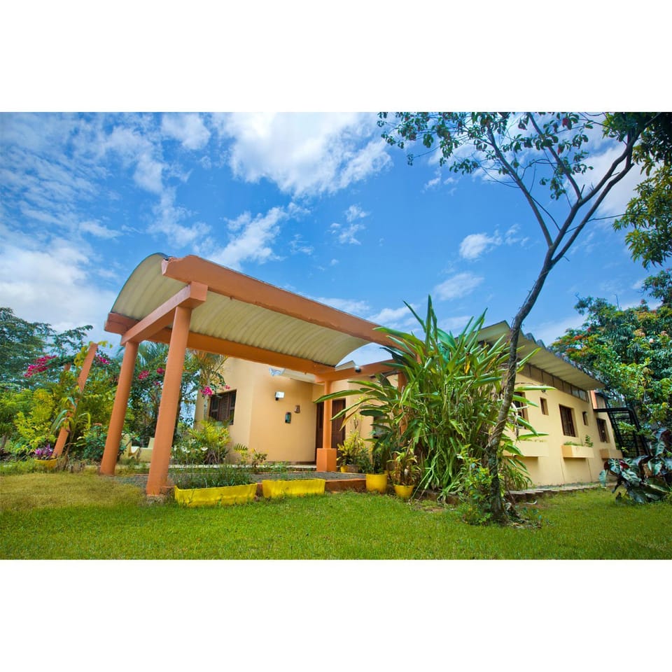 Patio, Nearby landmark, Off site, Natural landscape, Garden, Garden view