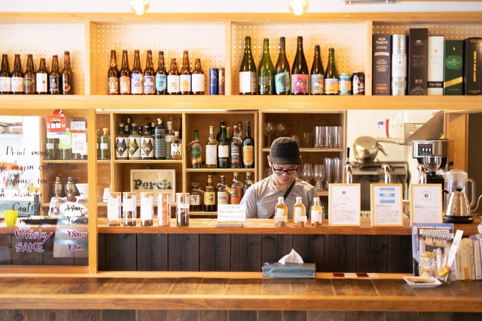 Coffee/tea facilities, Lounge or bar, Alcoholic drinks
