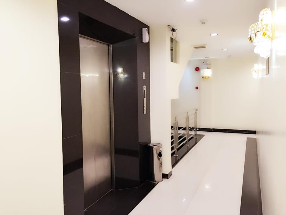 elevator