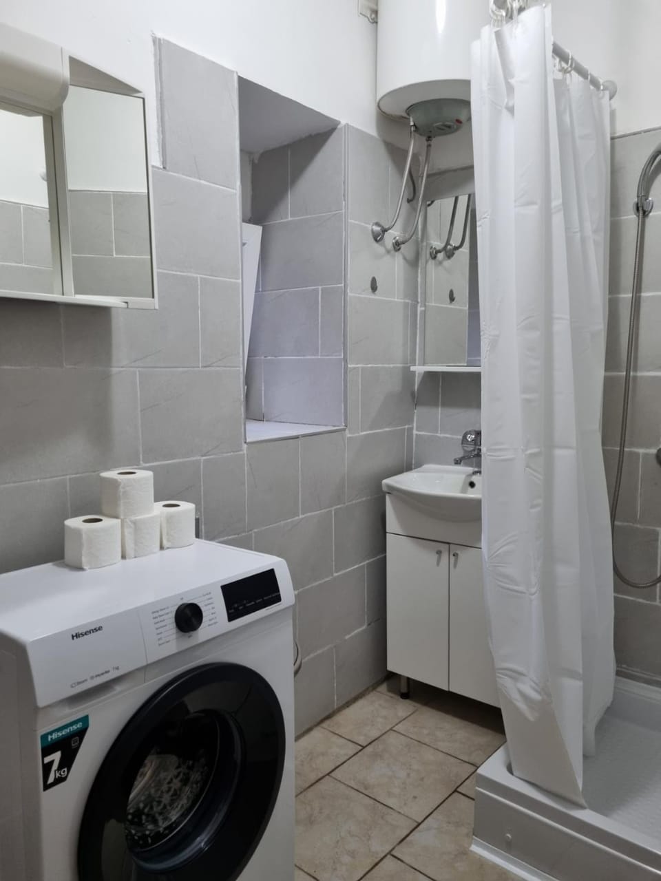 Shower, Bathroom, washing machine