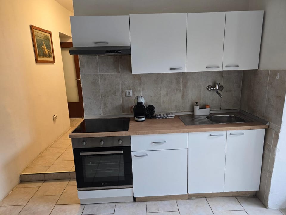 Coffee/tea facilities, Kitchen or kitchenette