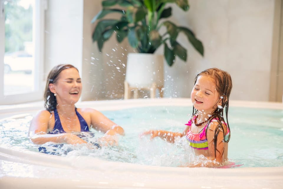 Hot Tub, Spa and wellness centre/facilities