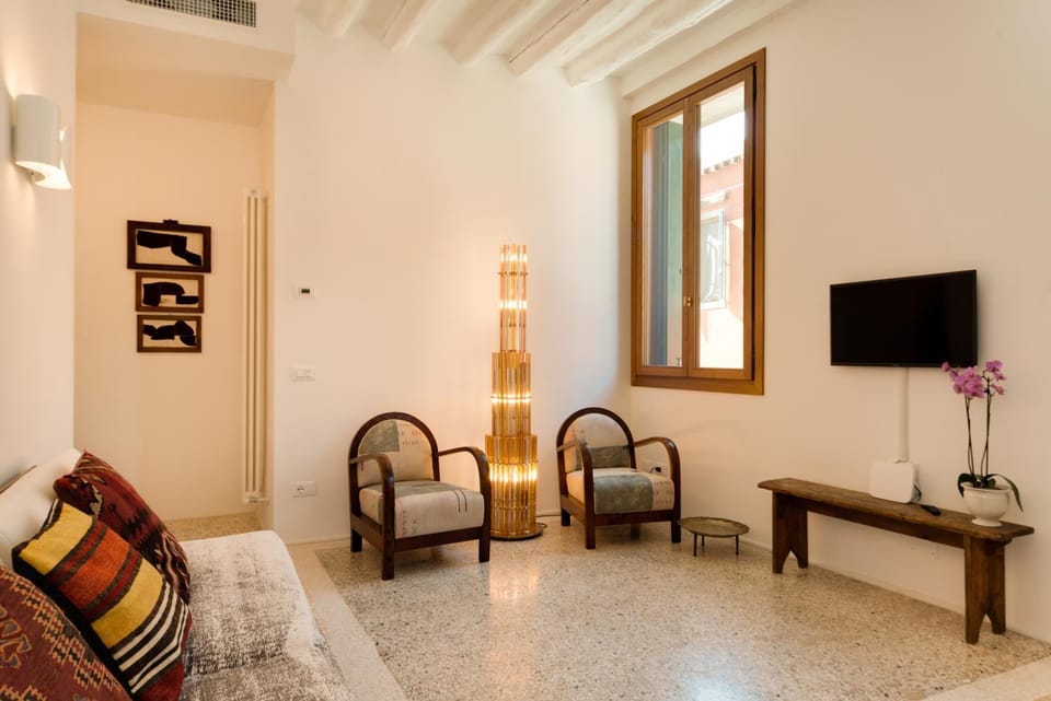 Ca' Dorina Luxury Apartment in Venice