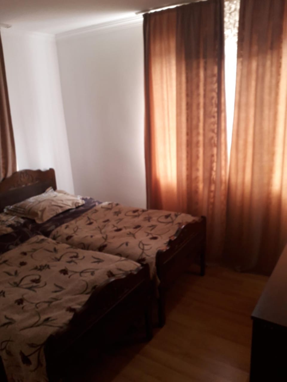 Bed, Photo of the whole room, Garden view, Mountain view