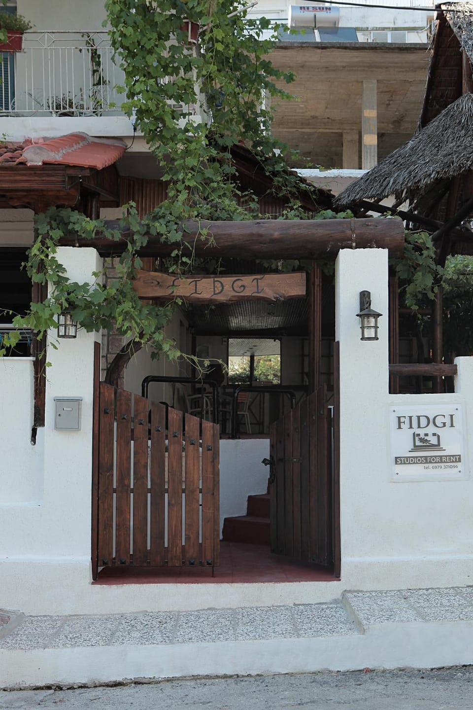 Property building, Facade/entrance