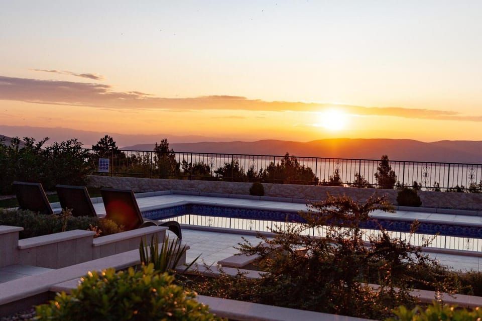 Pool view, Swimming pool, Swimming pool, Sunrise
