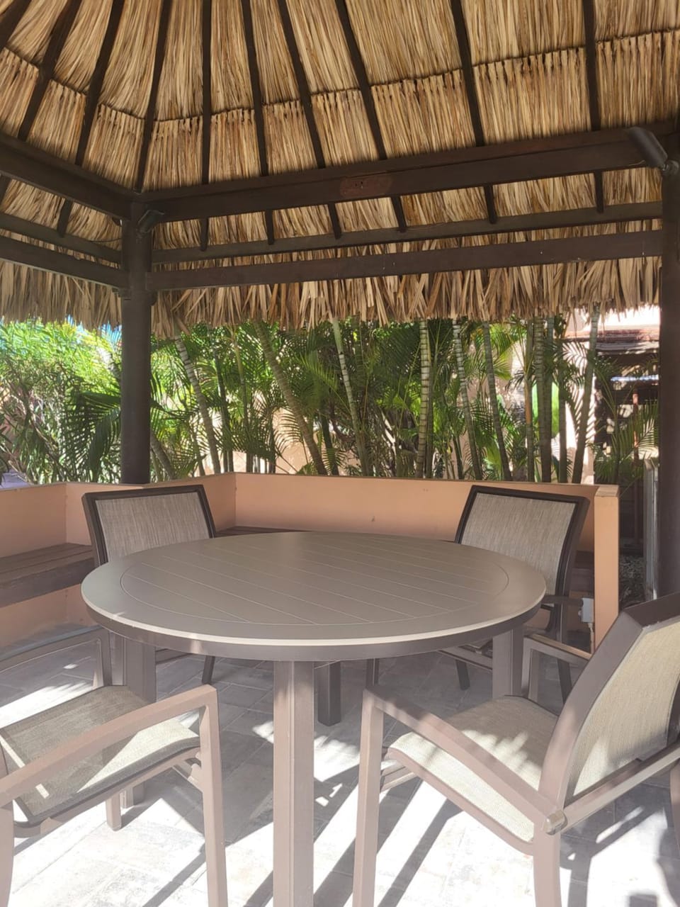 Patio, Dining area