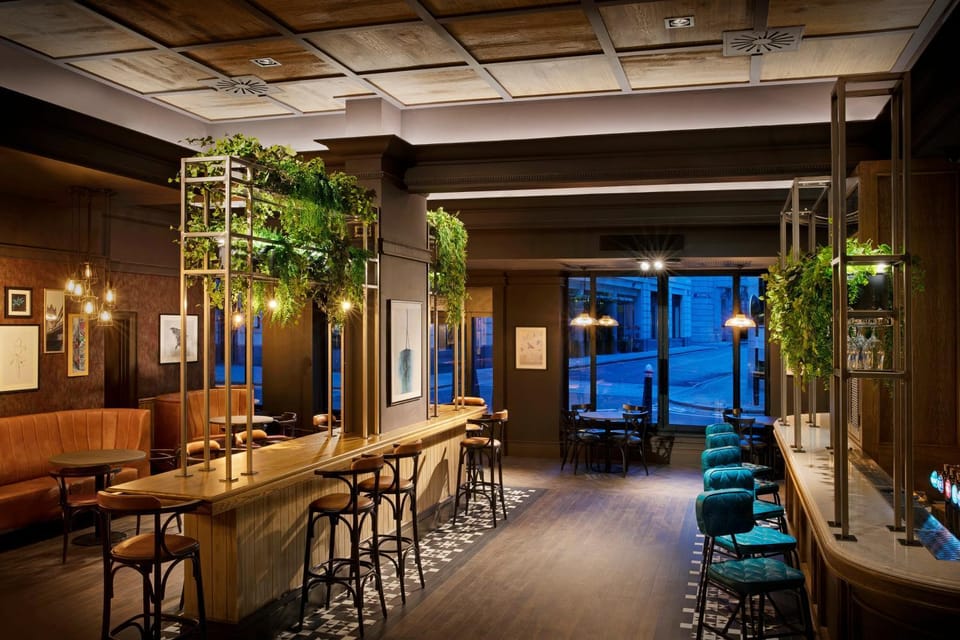 Lounge or bar
