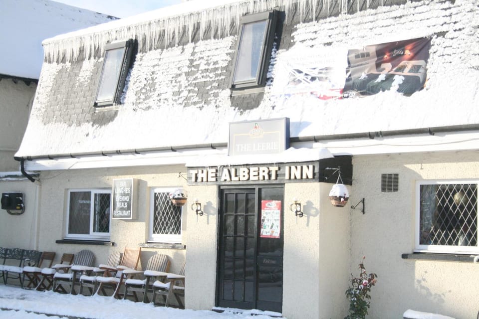 Facade/entrance, Winter