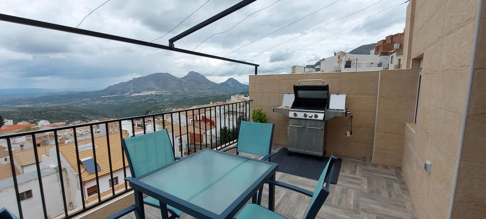 Patio, Patio, Off site, Natural landscape, BBQ facilities, View (from property/room), View (from property/room), Balcony/Terrace, Balcony/Terrace, Mountain view, Mountain view