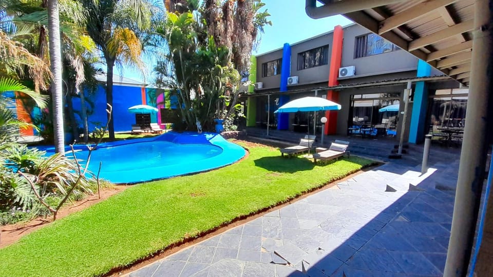 Property building, Swimming pool