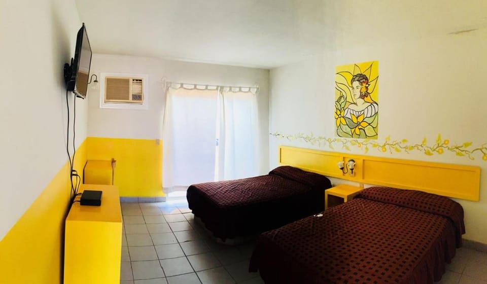 Hotel y R.V. Park El Moro Hotel in Loreto