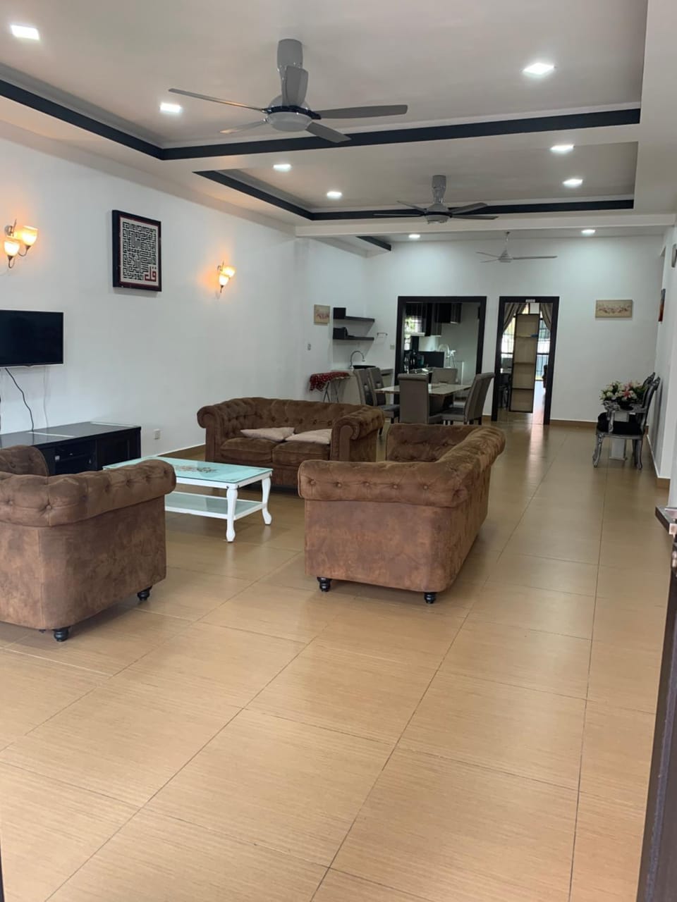 Living room, Seating area