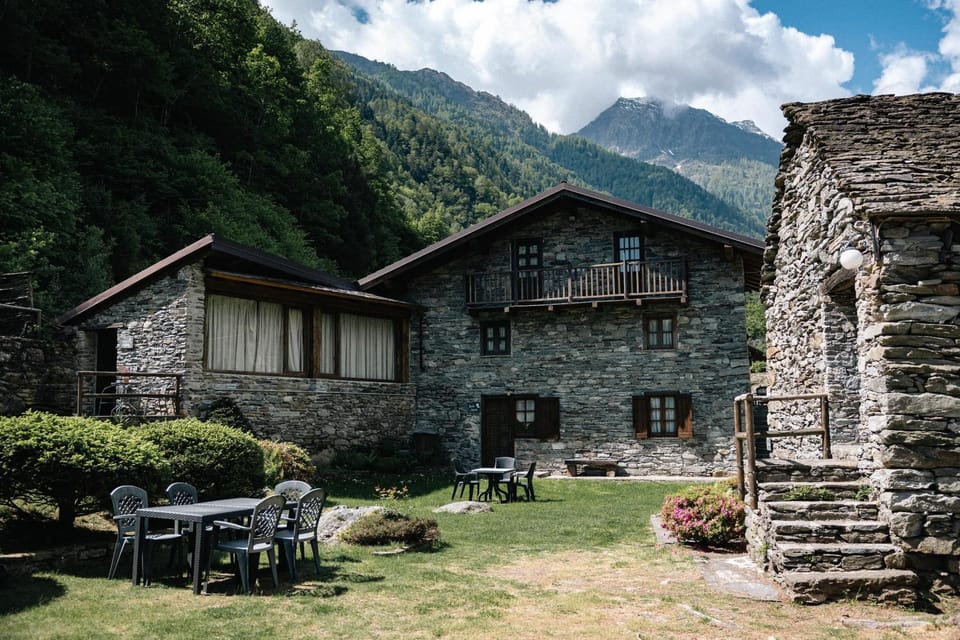 Agriturismo Alberobello Farm Stay in Canton of Valais