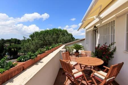 Patio, Balcony/Terrace