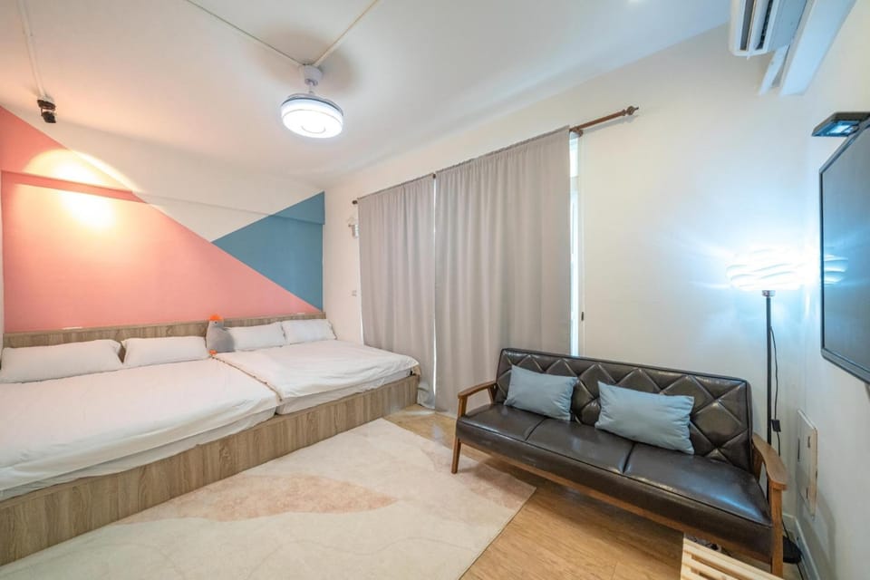 Bed, Photo of the whole room, Bedroom